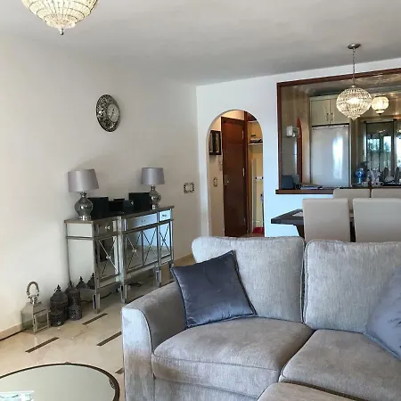 Casa Belmonte 2bed 2bath Garden Apartment *