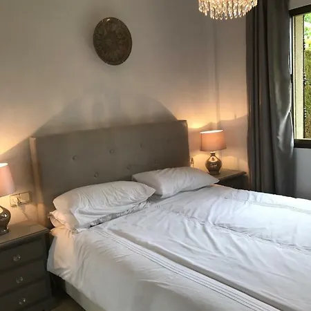 Casa Belmonte 2bed 2bath Garden Apartment